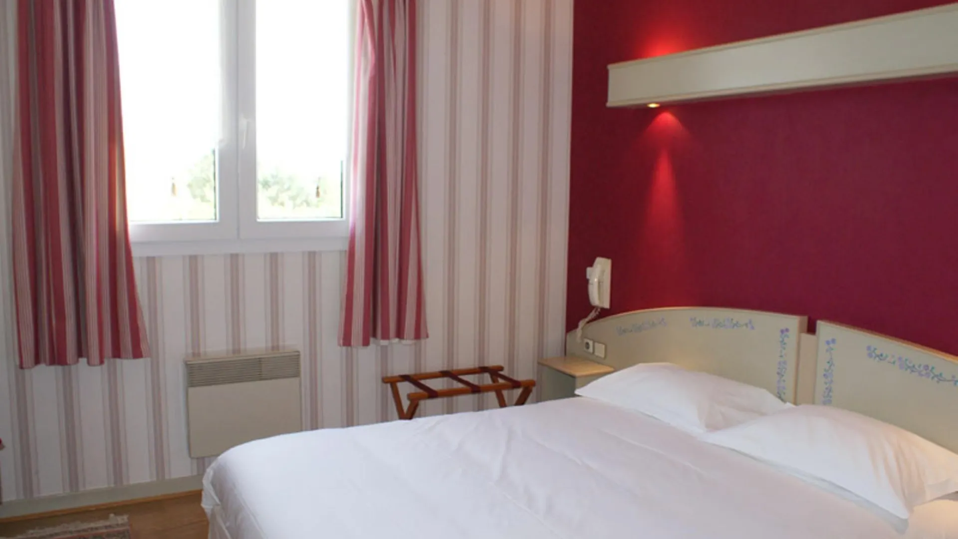 Auberge La Tomette, The Originals Relais Vitrac  3*, Vitrac (Cantal)